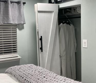 Franklinton House | Inviting Honeycomb Hideout: Rated 10/10 with Hot Tub