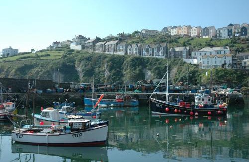 Mevagissey Bed & Breakfast | Ocean View Retreat at Honeycombe House - 4-Star Rated Haven