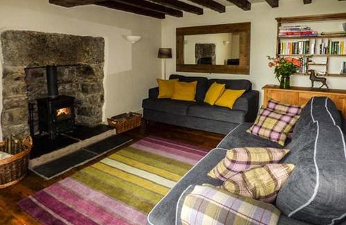 Brigsteer House | Welcome to Honeypot Cottage: Family-Friendly Getaway