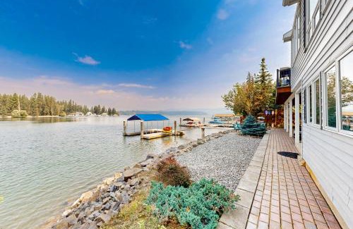 Hayden View Estates House | Honeysuckle Beach Retreat: Family & Pet-Friendly Getaway