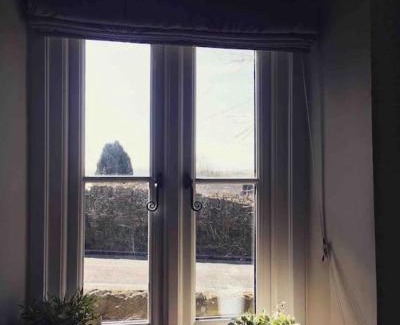 Longnor House | Honeysuckle Cottage: Pet and Child-Friendly Retreat