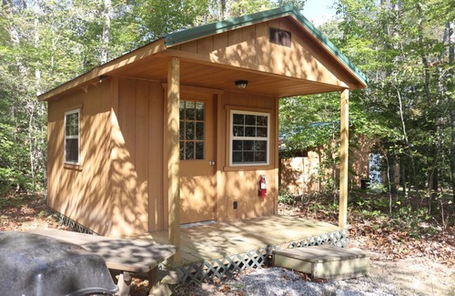 Wilder Apartment | Honeysuckle’s Haven Cabin