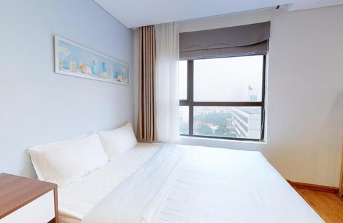Dong Da Apartment | Relax at HongKong Tower Managed by Lily Home with Pool Access