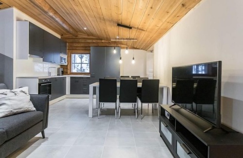 Sirkka House | Tranquil Retreat at Honkakeko by Interhome with Spa & Lake View