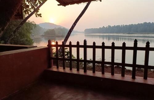 Honavar House | Riverfront Homestay with Pool & Pet-Friendly Amenities