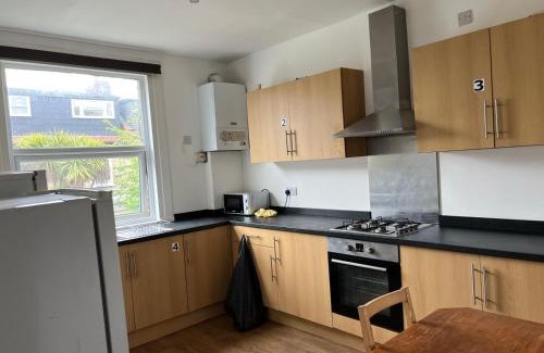 Crofton Park House | Honor Oak Park Homestay