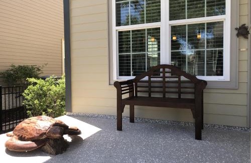 Jekyll Island House | Discover HONU KAI: Family-Friendly 3 Bedroom Townhouse