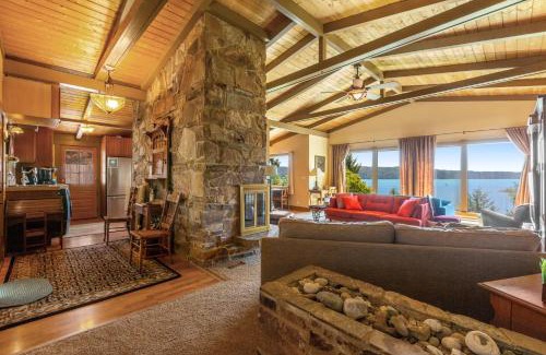 Eldon House | Discover Your Hood Canal Escape - Family-Friendly Retreat