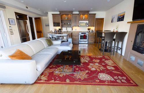 Union House | Top Vacation Rentals with Ocean View & Pet-Friendly Amenities