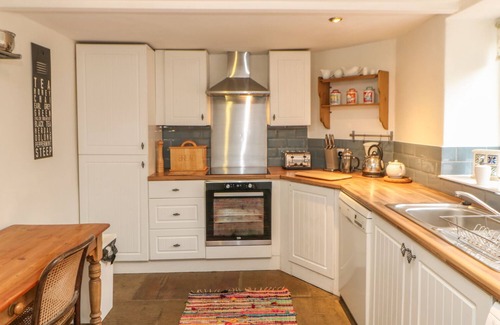 Holwick Cottage | Discover HOODGILL BARN: Pet-Friendly Retreat with Hot Tub