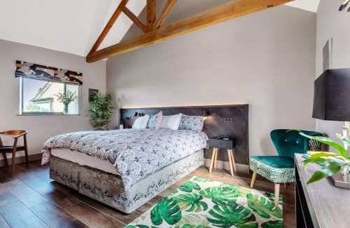 Bridport House | Pet-Friendly Hoods: Guest Rated 10/10 for Families