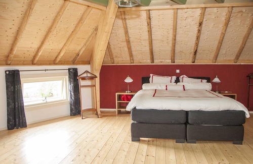 Municipality of Woerden House | Discover HooiHuys: Your Ideal Vacation House Getaway