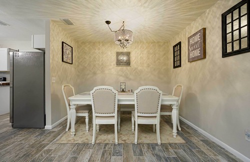 Winter Haven House | Serene Lakefront Retreat: Ideal for Bird Lovers & Families