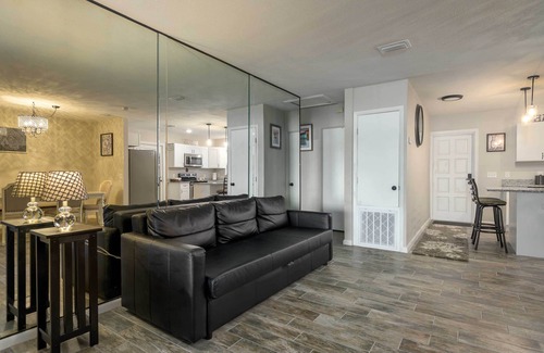 Winter Haven House | Serene Lakefront Retreat: Ideal for Bird Lovers & Families