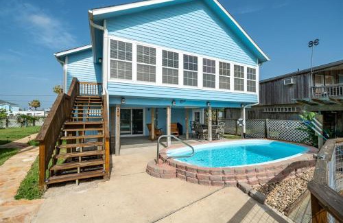 Rockport House | Pet-Friendly Retreat at Hook, Wine Sinker - 4 Star Stay