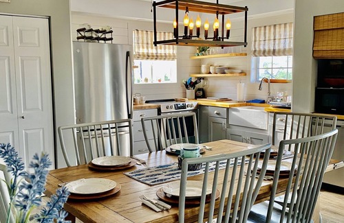 Carrabelle House | Experience Hooked on the Bayou: Waterfront with Kayaks & Pool