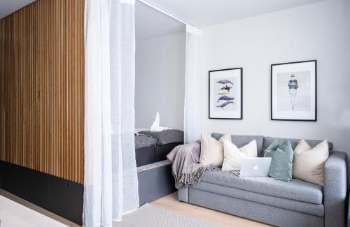 Jarfalla Municipality Apartment | Pet-Friendly HOOM Home & Hotel Järfälla with Hot Tub