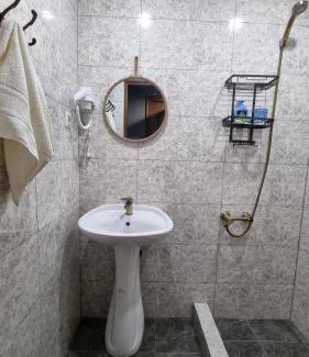 Odzun House | Top-Rated Family-Friendly Stay at Hooni Guesthouse