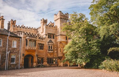 Thurnscoe Bed & Breakfast | Experience Hooton Pagnell Hall: 4-Star with Breakfast & More