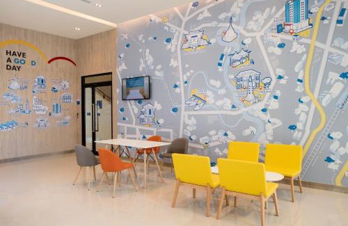 Khlong Kluea Hotel | Budget-Friendly Hop Inn Chaengwattana: Child Friendly Stays
