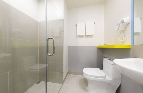 Phil-Am Hotel | Top-Rated Hop Inn Hotel North EDSA in Quezon City
