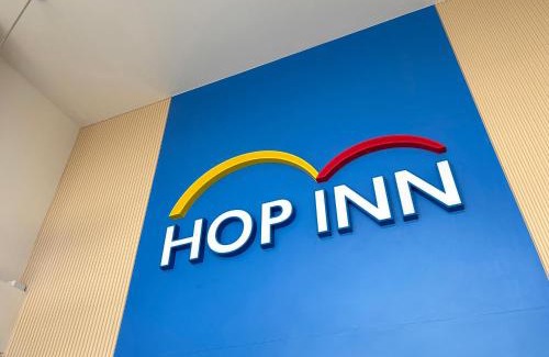 Nakhon Si Thammarat Hotel | Budget-Friendly Hop Inn Nakhon Si Thammarat with Kitchenette