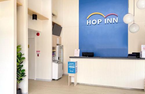 Ban Luam Hotel | Budget-Friendly Stay at Hop Inn Udonthani - Family Friendly