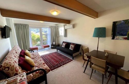 Picton Apartment | Convenient Access to Picton Waterfront for Family Fun