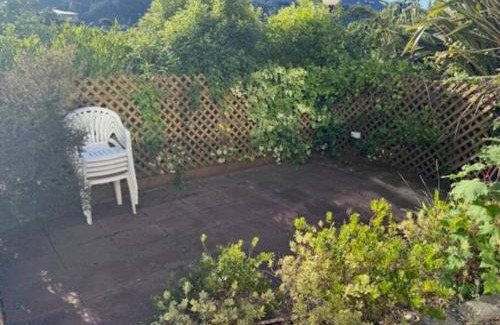 Picton Apartment | Convenient Access to Picton Waterfront for Family Fun