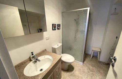 Picton Apartment | Convenient Access to Picton Waterfront for Family Fun