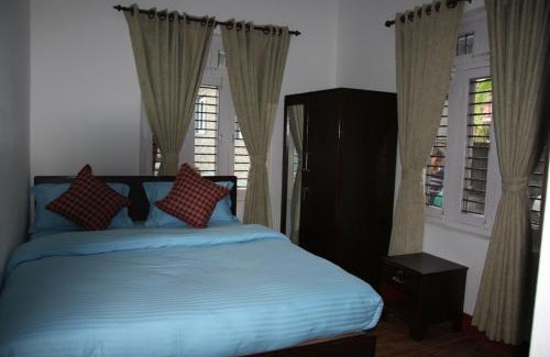 Pokhara Hotel | Top-Rated Hope Guest House: Pet Friendly & Family-Oriented