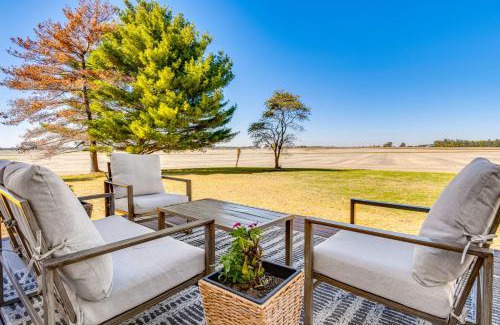 Needham House | Hope Retreat with Furnished Deck Near Parks!