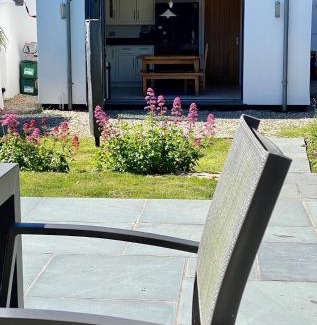 Malborough House | Family-Friendly Retreat at Hope Thatch with Great Reviews