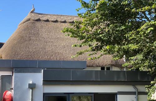 Malborough House | Family-Friendly Retreat at Hope Thatch with Great Reviews