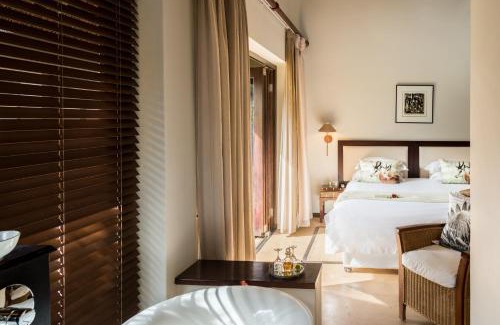 Colchester Cabin | Exquisite Hopewell Private Game Reserve with Oceanfront Views