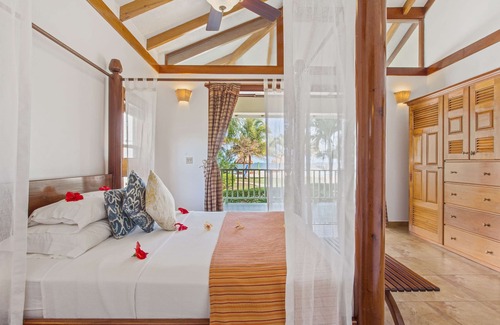Hopkins Hotel | Experience Hopkins Bay Belize: Top-Rated Resort with Pool