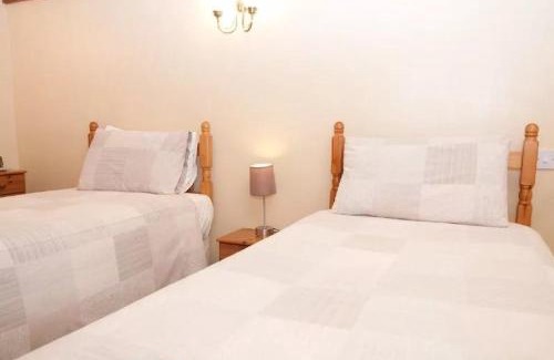 Middlewich Bed & Breakfast | Inviting Hopley House: Family-Friendly & Wheelchair Accessible