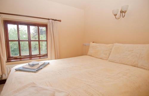 Middlewich Bed & Breakfast | Inviting Hopley House: Family-Friendly & Wheelchair Accessible