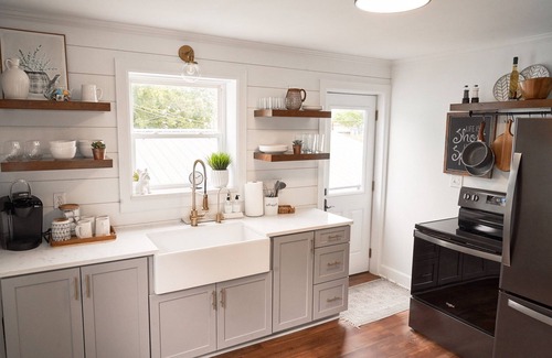 McPherson House | Family-Friendly Hopp's Downtown Loft with Kitchen Amenities