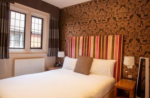 Northampton Hotel | Discover Hopping Hare: 4-Star Family-Friendly Retreat