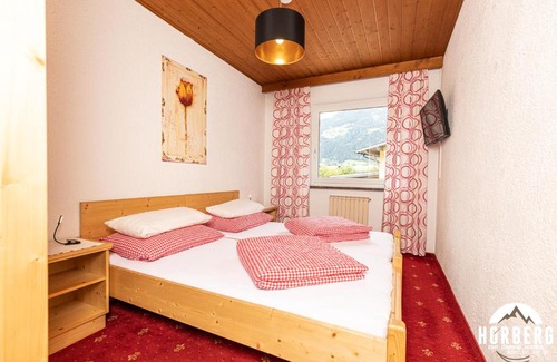Hoarberg Apartment | Discover HORBERG Appartements: Rated 9.3/10 with Dining