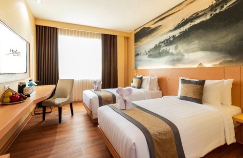 Timika Hotel | Discover Horison Diana Timika: Pool, Spa & Dining Options
