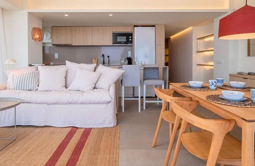 Palamos Apartment | Cozy Apartment Palamós with Spa and Kitchen Amenities