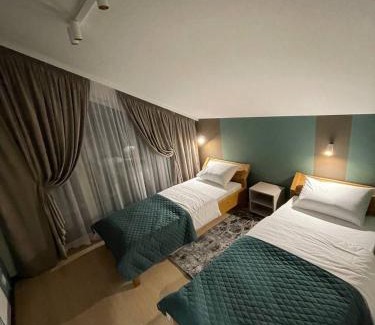 Yablunytsya Apartment | Top-Rated Horizon Apartments with Pool & Hot Tub Access