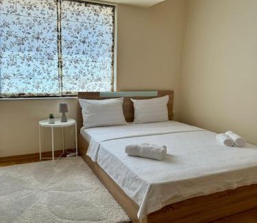 G.K. Bratya Miladinovi Apartment | Pet-Friendly Horizon: Family Escapes Await You