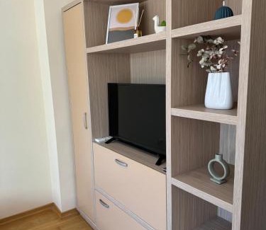 G.K. Bratya Miladinovi Apartment | Pet-Friendly Horizon: Family Escapes Await You
