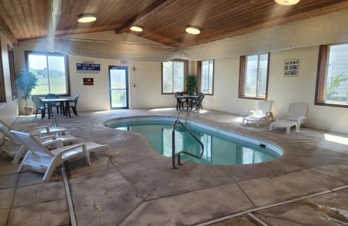 West Point Hotel | Oceanfront Horizon Inn & Suites: Pet-Friendly Getaway