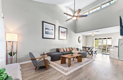 Gun Barrel City House | Horizon Luxe - Lake Front - 3BR+3RR - 8 Beds