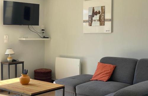 Asnelles House | Relax at Horizon Vert by Melrose: Oceanfront Family Retreat