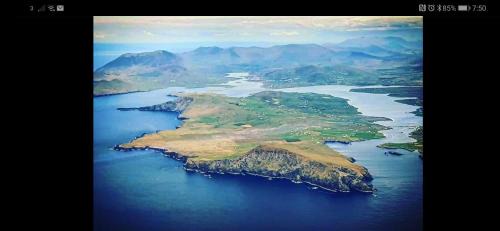 Knightstown Bed & Breakfast | Oceanfront Horizon View Lodge on Valentia Island, Ireland